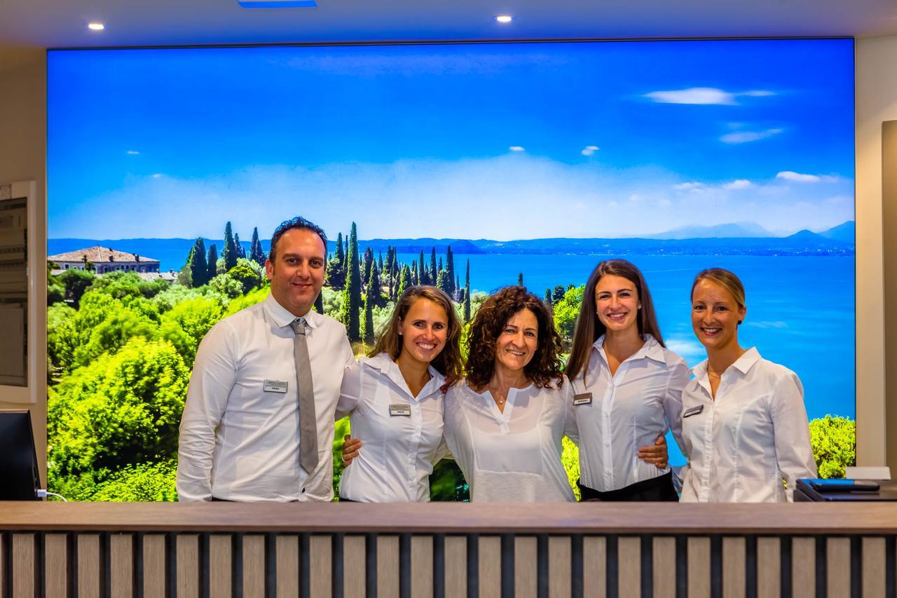 Le Torri Del Garda Familyspa Resort ตอร์รีเดลเบนาโก ภายนอก รูปภาพ
