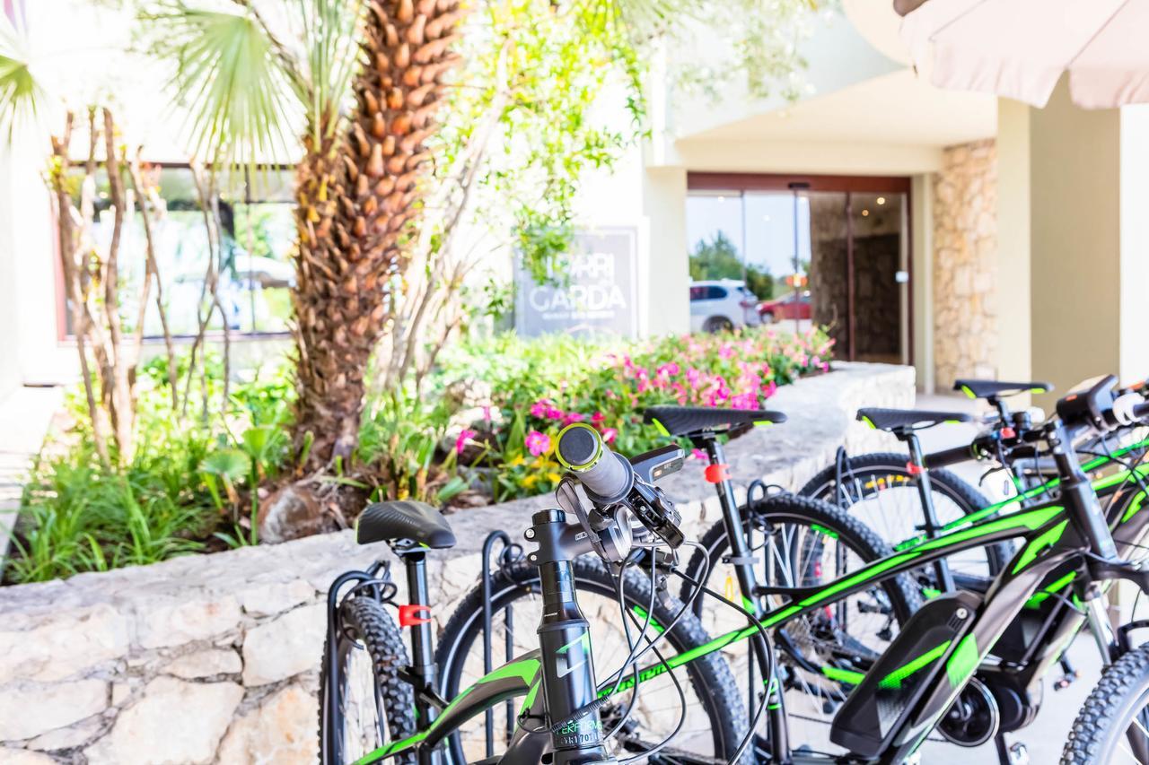 Le Torri Del Garda Familyspa Resort ตอร์รีเดลเบนาโก ภายนอก รูปภาพ