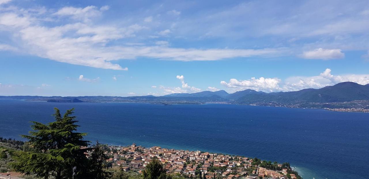 Le Torri Del Garda Familyspa Resort ตอร์รีเดลเบนาโก ภายนอก รูปภาพ